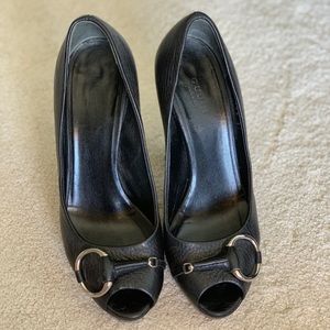 Gucci peep toe heels